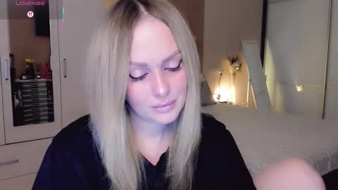 Snapshot of libby_nora chatting on 03/05/26, 08:32 Libby online show from 03/05/26, 08:32