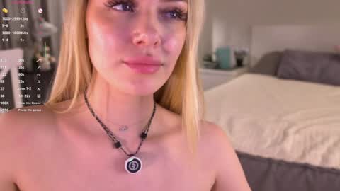 Elena online show from 11/30/25, 03:38