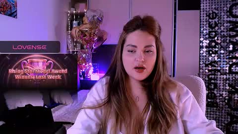 libra_mia online show from 11/26/25, 06:31