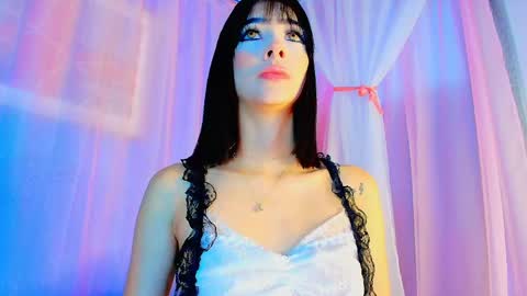 Snapshot of liccy_hall chatting on 05/03/26, 11:38 Valentina Hall online show from 05/03/26, 11:38