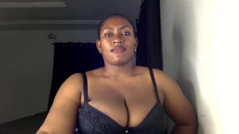 Snapshot of lick_my_pussyyy226651 chatting on 05/25/26, 10:05 caira online show from 05/25/26, 10:05