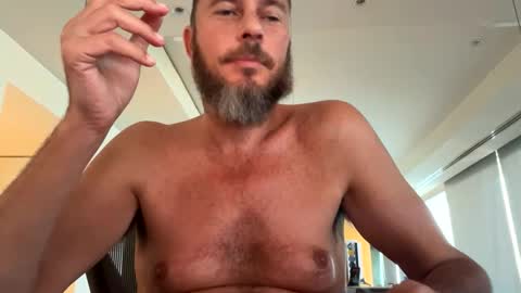 Snapshot of lickabate chatting on 12/29/24, 07:53 Lickable online show from 12/29/24, 07:53