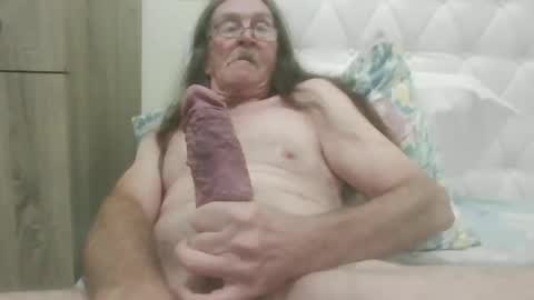 lickittostickit online show from 01/03/25, 04:44