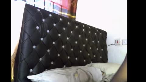 lickmefuckmex online show from 11/08/25, 09:09