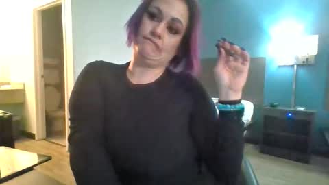 Snapshot of lickmelolliee chatting on 11/15/25, 07:49 AllieAustyn online show from 11/15/25, 07:49