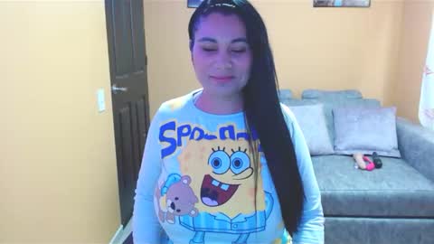 Snapshot of licy_klein chatting on 02/19/25, 08:10 Isa online show from 02/19/25, 08:10