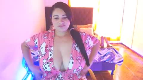 Snapshot of licy_klein chatting on 07/20/26, 08:00 Isa online show from 07/20/26, 08:00