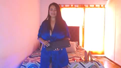 Snapshot of licy_klein chatting on 07/28/26, 09:36 Isa online show from 07/28/26, 09:36