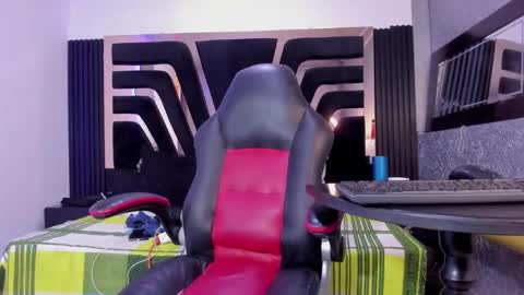 Snapshot of licyevans chatting on 01/15/25, 08:16 licy online show from 01/15/25, 08:16