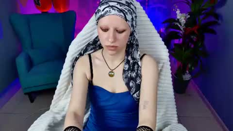 Hey My name is Lida online show from 06/09/26, 09:32