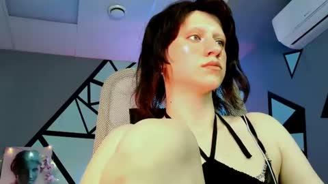 Hey My name is Lida online show from 06/13/26, 09:07