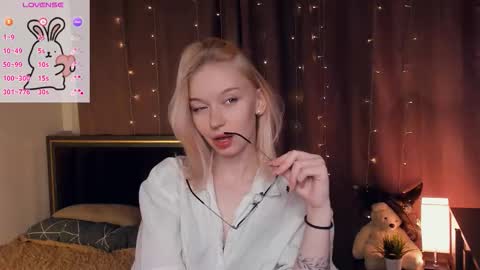 Ann online show from 10/16/25, 07:15