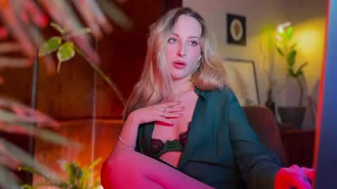 its my birthday today so im offline  but id be so happy if you felt like sending me a birthday love while im away  online show from 02/21/26, 06:53