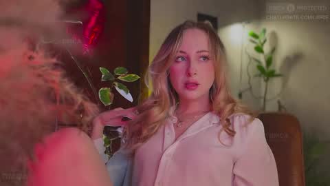 its my birthday today so im offline  but id be so happy if you felt like sending me a birthday love while im away  online show from 03/28/26, 10:20