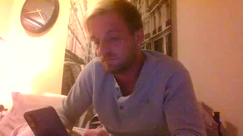 Snapshot of lifesagamble2025 chatting on 09/26/25, 09:46 Jordan Mitchell online show from 09/26/25, 09:46