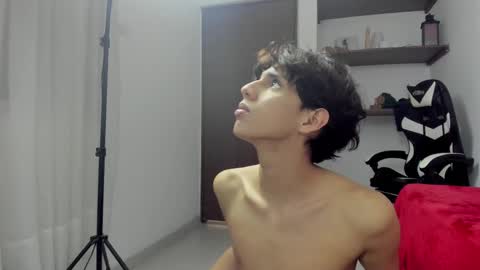 Snapshot of lightboy0 chatting on 09/11/25, 03:34 lightboy0 online show from 09/11/25, 03:34