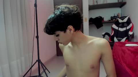 Snapshot of lightboy0 chatting on 09/28/25, 02:22 lightboy0 online show from 09/28/25, 02:22