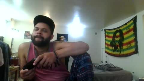 Snapshot of lightskinned666 chatting on 11/27/25, 05:37 lightskinned666 online show from 11/27/25, 05:37