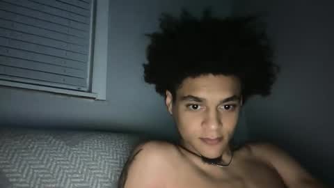 Snapshot of lightskinwithgirth chatting on 04/02/26, 06:00 lightskinwithgirth online show from 04/02/26, 06:00