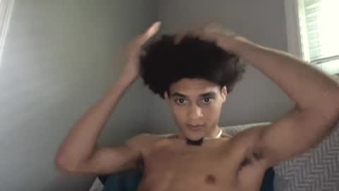 Snapshot of lightskinwithgirth chatting on 04/07/26, 07:03 lightskinwithgirth online show from 04/07/26, 07:03
