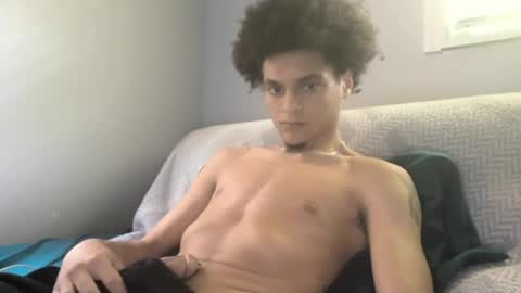 Snapshot of lightskinwithgirth chatting on 04/14/26, 05:19 lightskinwithgirth online show from 04/14/26, 05:19