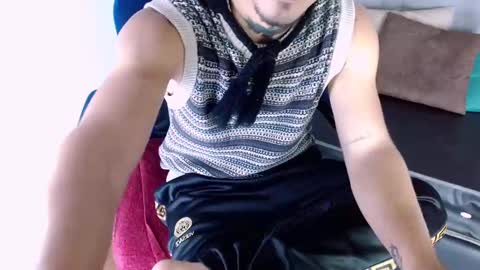 Snapshot of lihanjor_23 chatting on 03/11/25, 02:43 Lihan online show from 03/11/25, 02:43