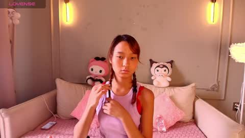 Snapshot of lihnpham chatting on 03/24/26, 03:22 Lihn Pham online show from 03/24/26, 03:22