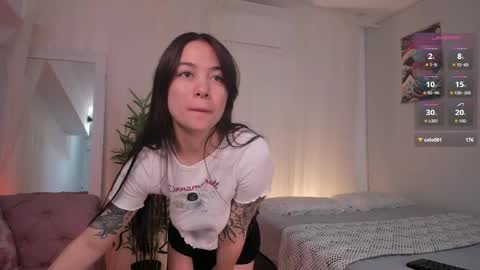 Snapshot of liia_sweett chatting on 05/09/26, 04:12 Lia Sweet online show from 05/09/26, 04:12