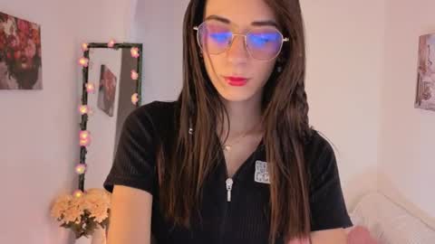 Snapshot of liiaa__7 chatting on 06/22/26, 01:08 liiaa online show from 06/22/26, 01:08