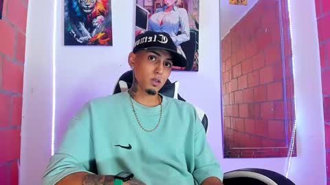 Snapshot of liiaam_lee_ chatting on 03/17/26, 09:51 Daniel online show from 03/17/26, 09:51