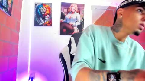 Snapshot of liiaam_lee_ chatting on 03/22/26, 03:59 Daniel online show from 03/22/26, 03:59