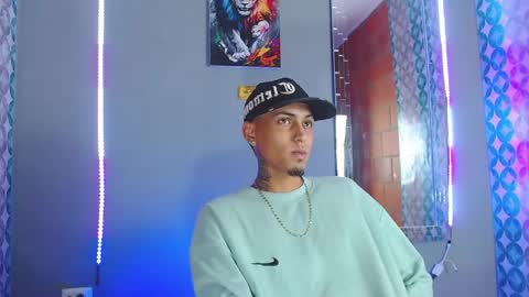 Snapshot of liiaam_lee_ chatting on 04/03/26, 11:25 Daniel online show from 04/03/26, 11:25