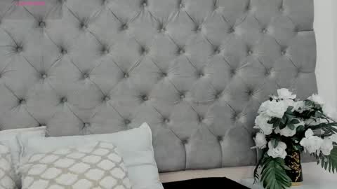 Snapshot of liiabloomm chatting on 02/05/26, 12:21 liiabloomm online show from 02/05/26, 12:21