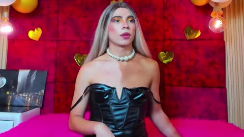 Snapshot of liiacollins chatting on 11/15/25, 09:43 liiacollins online show from 11/15/25, 09:43