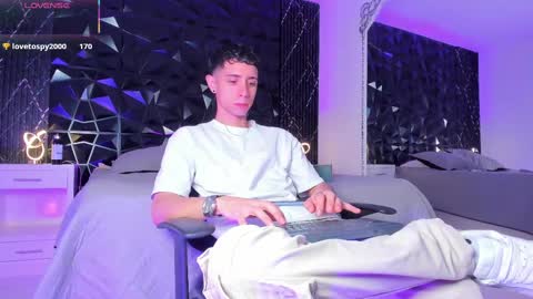 L I I A M online show from 03/09/25, 04:55