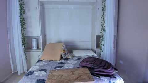         online show from 11/22/25, 11:42