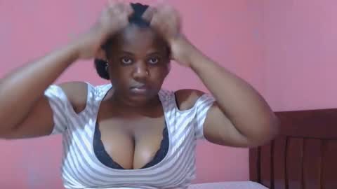 Lily online show from 09/24/25, 11:08