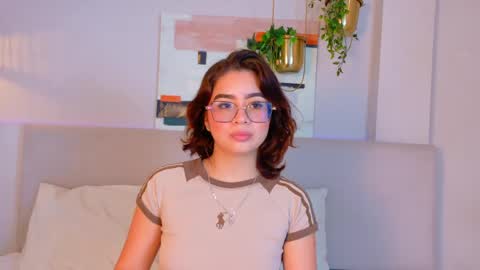 liilylopez online show from 06/01/26, 11:34