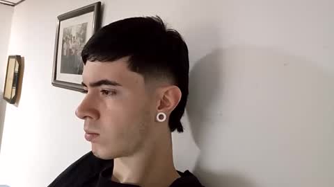 liio____ online show from 05/11/26, 06:49