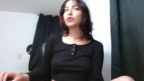 Snapshot of liisaax chatting on 12/02/25, 11:56 lisa online show from 12/02/25, 11:56