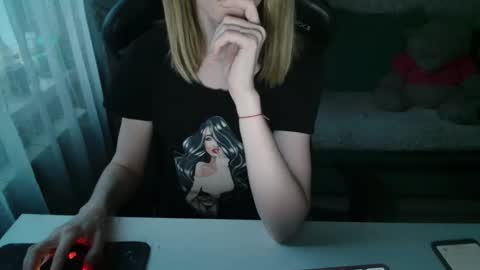 Snapshot of liissax chatting on 05/31/26, 06:09 Liissax online show from 05/31/26, 06:09