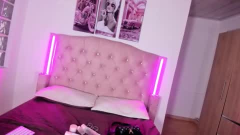 Valery  online show from 02/04/26, 11:27