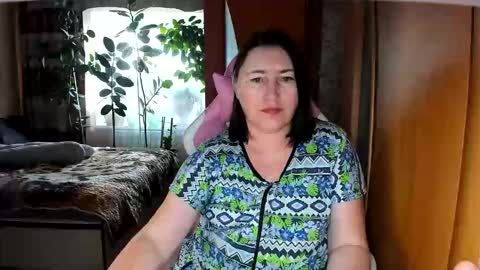 Snapshot of lika35109 chatting on 04/15/26, 09:49 lika35109 online show from 04/15/26, 09:49