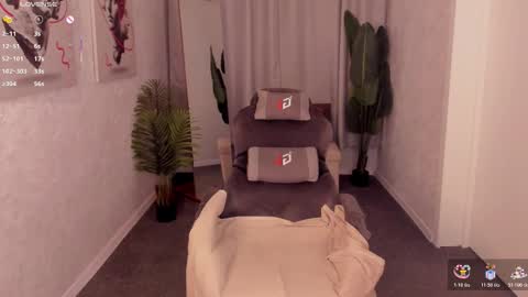 Lika Davis online show from 02/11/26, 03:50