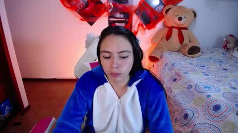 Snapshot of lika_little3 chatting on 11/08/25, 03:50 Liika online show from 11/08/25, 03:50