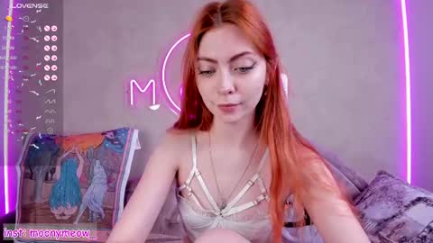 Snapshot of lika_moon chatting on 03/05/25, 05:07 Lika online show from 03/05/25, 05:07