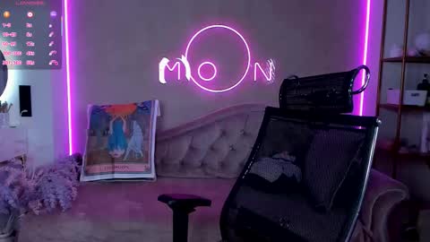 Snapshot of lika_moon chatting on 10/06/25, 01:58 Lika online show from 10/06/25, 01:58