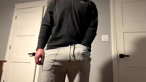 Snapshot of likeaboss820 chatting on 10/24/25, 04:58 likeaboss820 online show from 10/24/25, 04:58