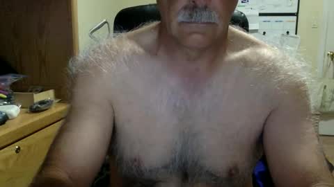 Snapshot of likefhot chatting on 05/14/26, 01:29 likefhot online show from 05/14/26, 01:29