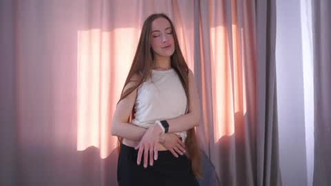 Snapshot of likitylana chatting on 05/07/26, 05:13 Lisa online show from 05/07/26, 05:13